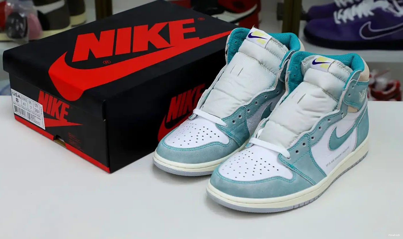 HIGH AIR GREEN' 'TURBO RETRO OG JORDAN 1 0704